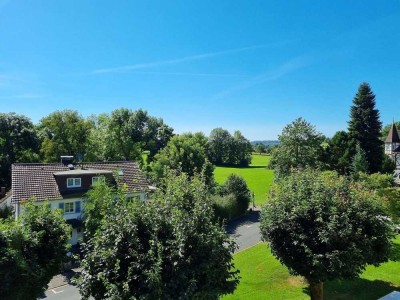 Barrierefrei wohnen - mit Stellplatz, Balkon und herrlichem Ausblick