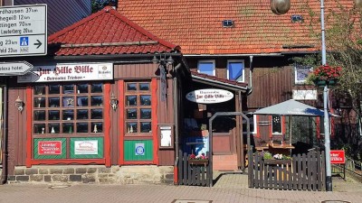 Gewerbeeinheit + 2 vermietete Wohnungen – solides Anlageobjekt
