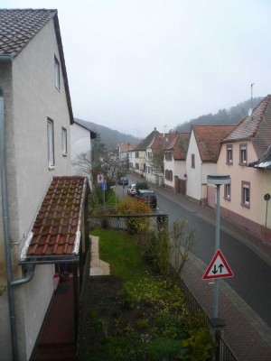 Gemütliches  Bauernhaus mit Hof und Gärtchen, ruhige Lage in Waldnähe