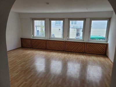 Freundliche 2,5-Zimmer-Wohnung für maximal 3 Personen im Zentrum von Pforzheim