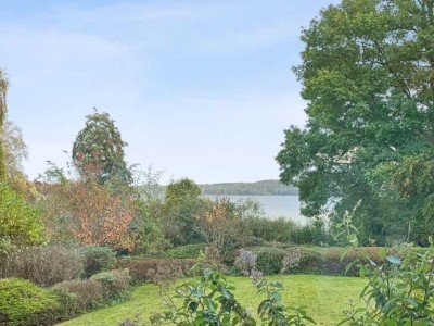 Seltene Gelegenheit! Hochwertiges Einfamilienhaus mit 100% Seeblick in Malente-Timmdorf