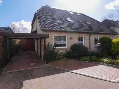 Gepflegte Doppelhaushälfte mit Garten