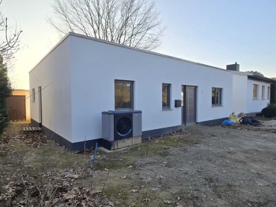 Modernes Einfamilienhaus mit großzügiger Außenanlage am Stadtrand von Rostock