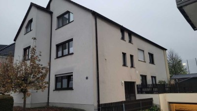 Neuwertige 4-Raum-Dachgeschosswohnung mit Balkon in Menden (Sauerland)