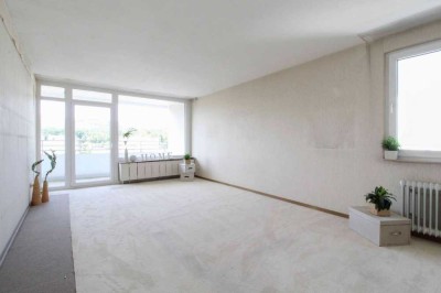 Renovierungsbedürftige, helle 3-Zimmer-Wohnung mit einzigartigem Ausblick