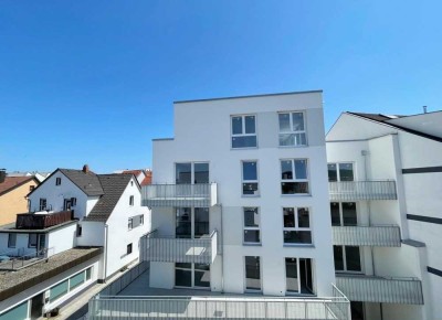 Smart investieren: Helle 2-Zimmer-Wohnung mit Terrasse, hohen Decken, Einbauküche und Stellplatz!