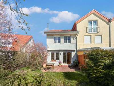 Familienfreundliches, bezugsfreies Reihenendhaus in idyllischer Lage