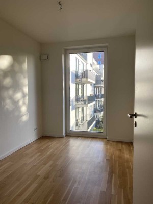 Exklusive Familienoase am Bramfelder Dorfplatz – Moderne 2 Zimmer plus 2 halbe Zimmer mit Loggia!