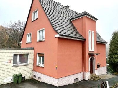 Gemütliche Souterrain-Wohnung mit Terrasse!