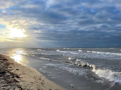 RUHE ☺ WASSER ☺ LUFT ☺ ERHOLUNG ☺ ERSTBEZUG NEUBAU FERIEN-DOPPELHAUSHÄLFTE IN STRANDNÄHE