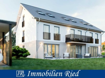 Modernes Reihenmittelhaus (Neubau) in Dorfen: Ländliche Idylle und städtischer Komfort vereint