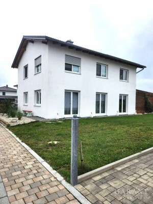 Exklusives Einfamilienhaus in Wallersdorf