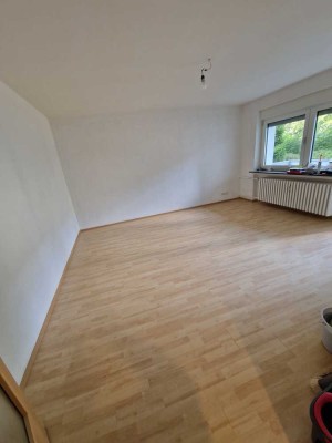 Geschmackvolle, gepflegte 3-Zimmer-EG-Wohnung mit Balkon in Hameln
