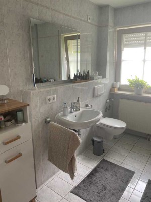 Ansprechende und modernisierte 3-Raum-Wohnung mit EBK in Mühldorf