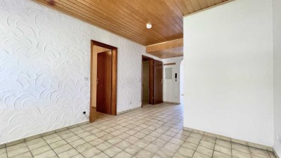 Fürth: 4-ZW, 52m² im 2.OG, frei ab sofort.