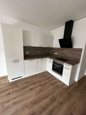 Erstbezug! Moderne Wohnung mit Balkon