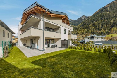 Ötztal Living - Grandiose 153m² große Maisonette Ferienwohnung mit herrlichem Garten und Bergpanoramablick