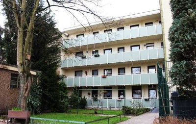 Gut aufgeteilte 3-Raumwohnung mit Balkon und Garage in Duisburg-Hochfeld!