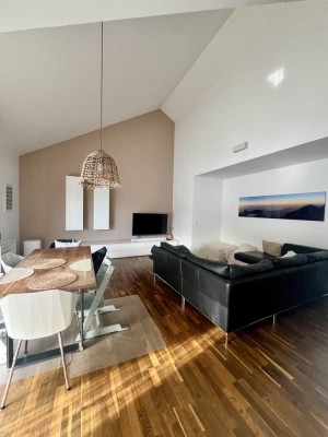 Moderne 3-Zimmer-Wohnung mit gehobener Ausstattung, Balkon & Tiefgaragenplatz