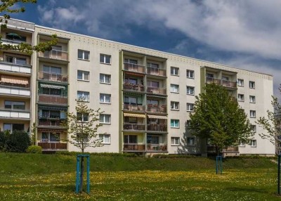 Wir sanieren für Sie! 3-Raum-Wohnung mit Balkon!