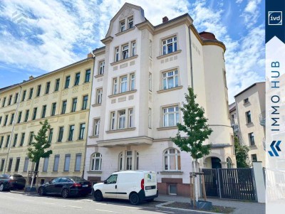++ 4-Zimmer-Altbauwohnung mit Balkon zum grünen Innenhof ++
