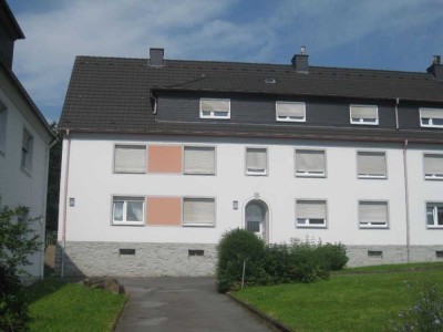 DREI-ZIMMER-WOHNUNG MIT BALKON