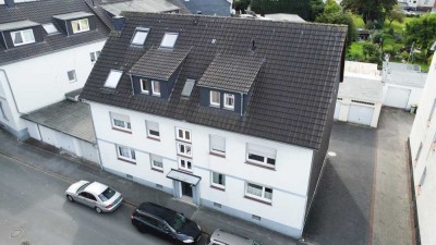 Erdgeschoss - Balkon - Garage