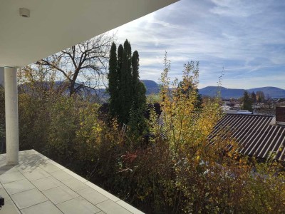 Neuwertiges Single-Apartment  mit Südwest-Terrasse in beliebter Wohnlage in Eningen
