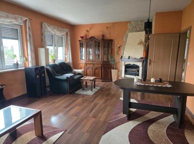 Einladendes Einfamilienhaus mit viel Charme und Potenzial. Entdecken Sie Ihr neues Zuhause!