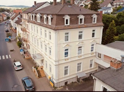 Großzügige Altbauetage mit Stil – 4 Zimmer in charmanter Stadtvilla