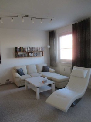 Schmuckstück: Möblierte 2-Raumwohnung mit Aufzug