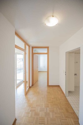 Zentral. Grün. Geborgen. – Barrierefreies Senioren-Wohnen mit Service und Lebensqualität im Alter