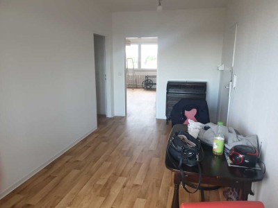 Schöne 2-Zimmer-Wohnung mit Balkon und EBK in Langenhagen