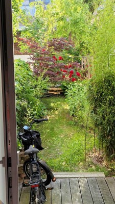 Möblierte 3-Zimmer Wohnung mit Terasse und Garten in Düsseldorf-Friedrichstadt