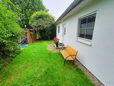 3-Raum-Wohnung als Doppelhaushälfte im Bungalowstil mit Gartennutzung