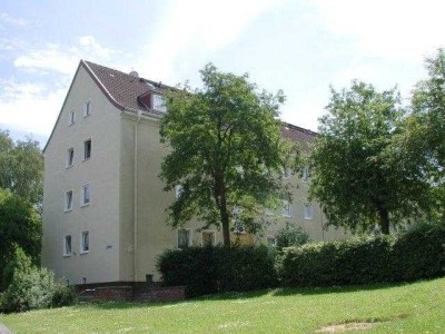 Zuhause fühlen: ansprechende 2,5-Zimmer-Wohnung mit Ausblick
