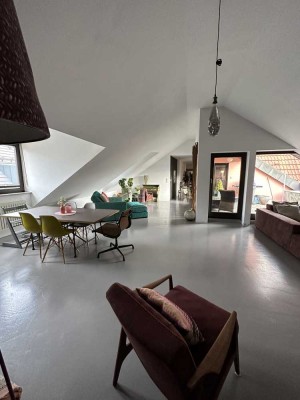 Loft Charakter - 3-Zimmer-Wohnung mit Balkon. Großzügig geschnitten. Top Lage
