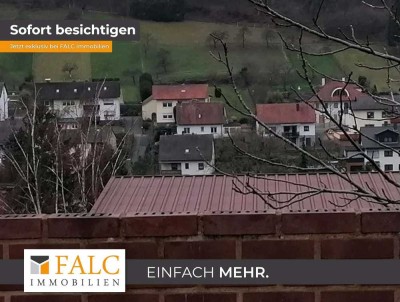 -SCHÖNES  WOHNHAUS -    für die grosse Familie mit einer super tollen Aussicht