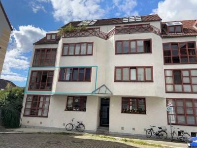 Gemütliche 2-Zimmerwohnung mit Tiefgarageneinstellplatz und Wintergarten in exklusiver City - Lage!