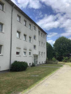 3-Zimmerwohnung mit bodengleicher Dusche und Balkon.