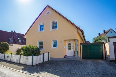 Einfamilienhaus mit Garagen in Haberskirch, Friedberg