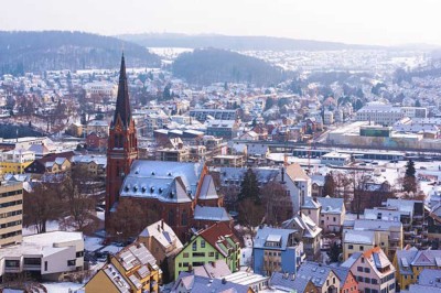 Stilvolle, gepflegte 2-Raum-Wohnung mit Balkon und Einbauküche in Heidenheim an der Brenz