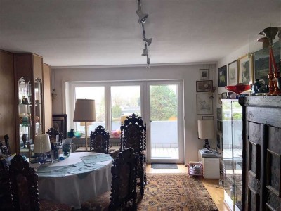 3-Zimmer Wohnung mit Westbalkon in Toplage sofort beziehbar!