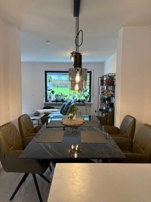 Elegantes Reihenmittelhaus mit 5 Zimmern in Erdweg