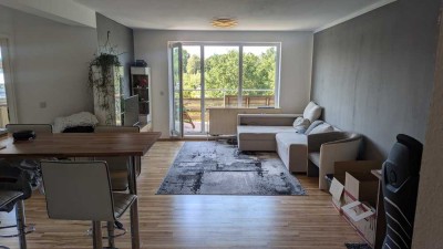 Gepflegte Wohnung mit zwei Zimmern sowie Balkon und Einbauküche in Wismar