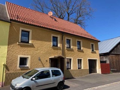 Reiheneckhaus in Thiersheim (großer Garten mit Schuppen für zusätzlich 9.000 €)