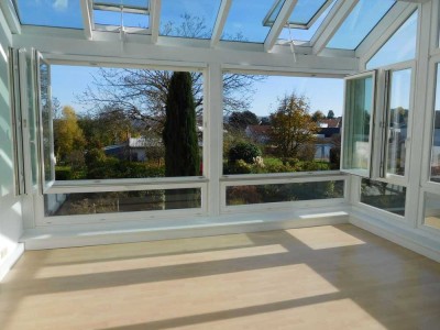 Helle, attraktive 4-Zimmer-Loft-Wohnung mit Wintergarten in Neuhäusel