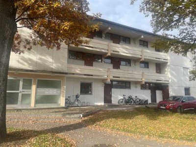 Ihre neuer Wohn(t)raum - Großzügige Drei-Zimmer-Wohnung mit eigenen Eingang in Landsberg Ost
