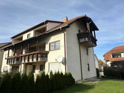 Loggia-Wohnung mit Studio im DG für kreative Köpfe! 
2 Balkone!