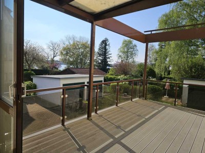 Schöne 3-Raum-Wohnung mit Sommergarten, Terrasse mit Warnowblick, Garage und Stellplatz